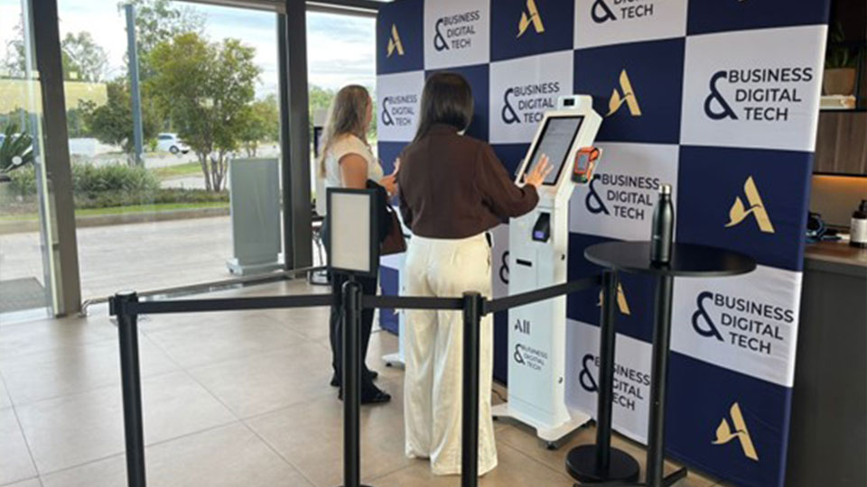 Accor otimiza check-in com totens de autoatendimento e lidera transformação na hotelaria brasileira